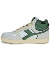Baskets montantes femmes Diadora MAGIC BASKET DEMI CUT SUEDE LEATHER Blanc